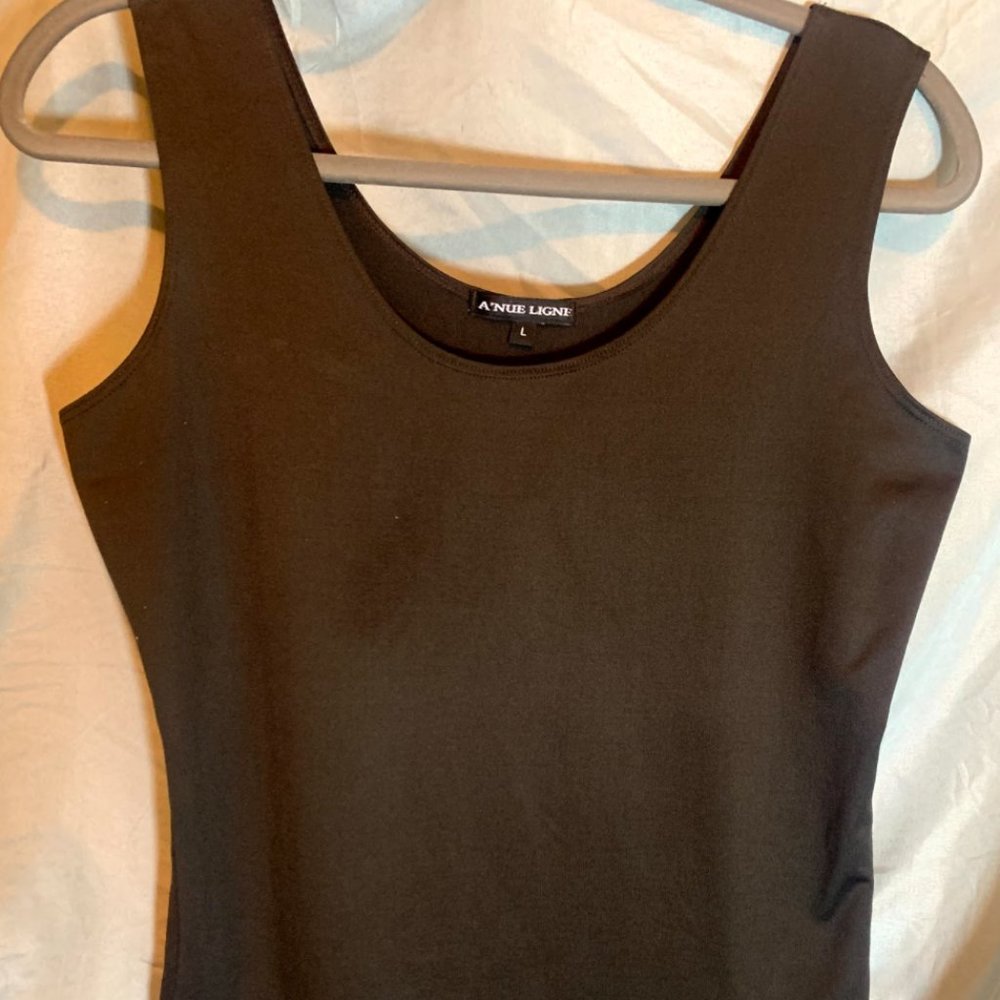 A'NUE LIGNE Black Tank Top "The Classic"